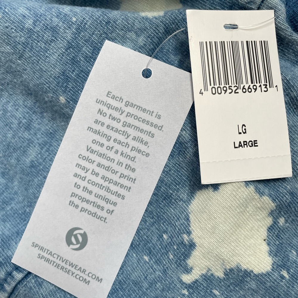 Walt Disney World Spirit
Jersey Denim Bleach - Picture 16 of 16